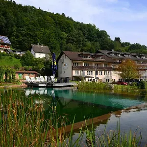 Christel *** Heimbuchenthal